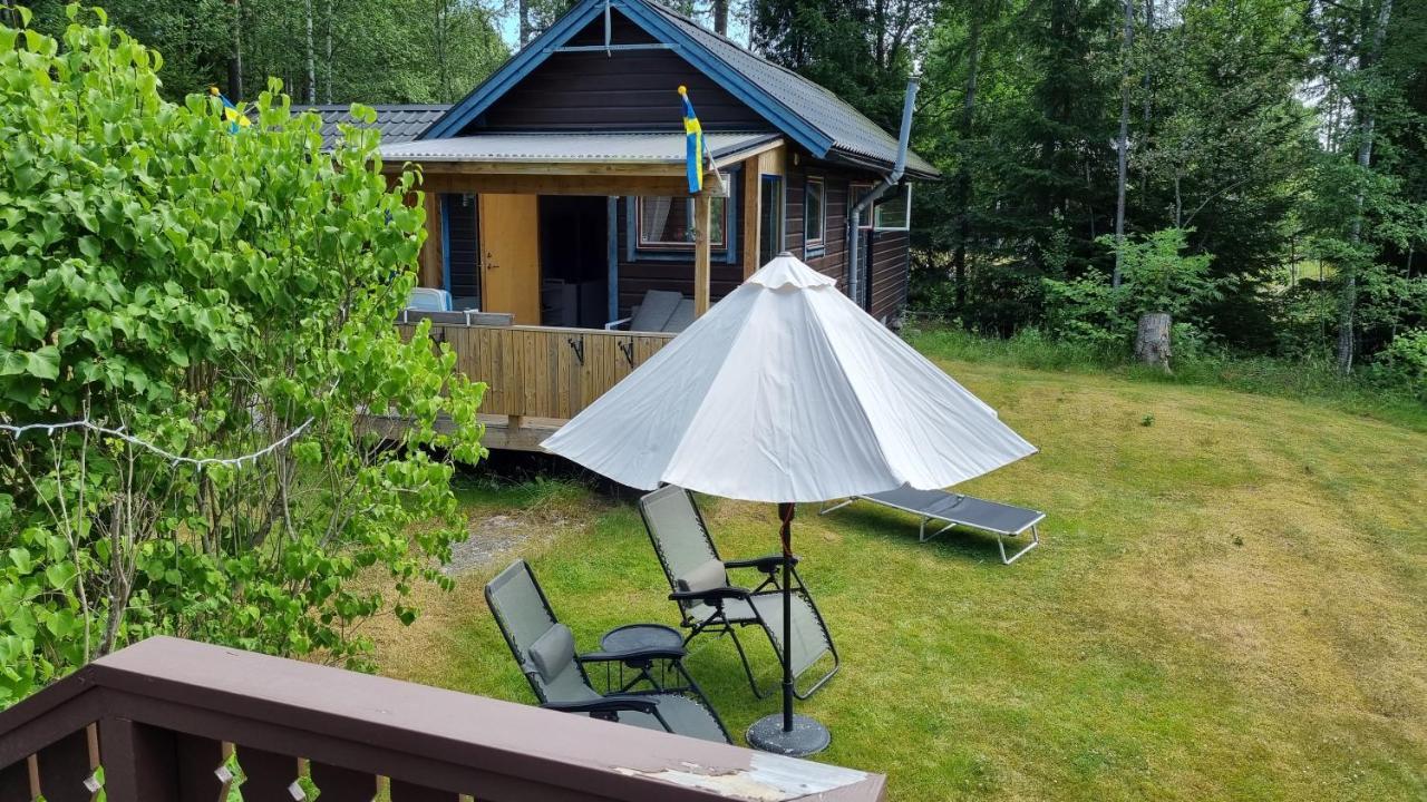 Fritidshus Rostockvagen 40B - Guest House - Bring Own Bed Sheets Norrtalje Exterior photo